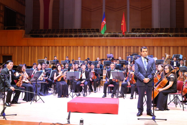 Azərbaycan musiqisi Vyetnamda